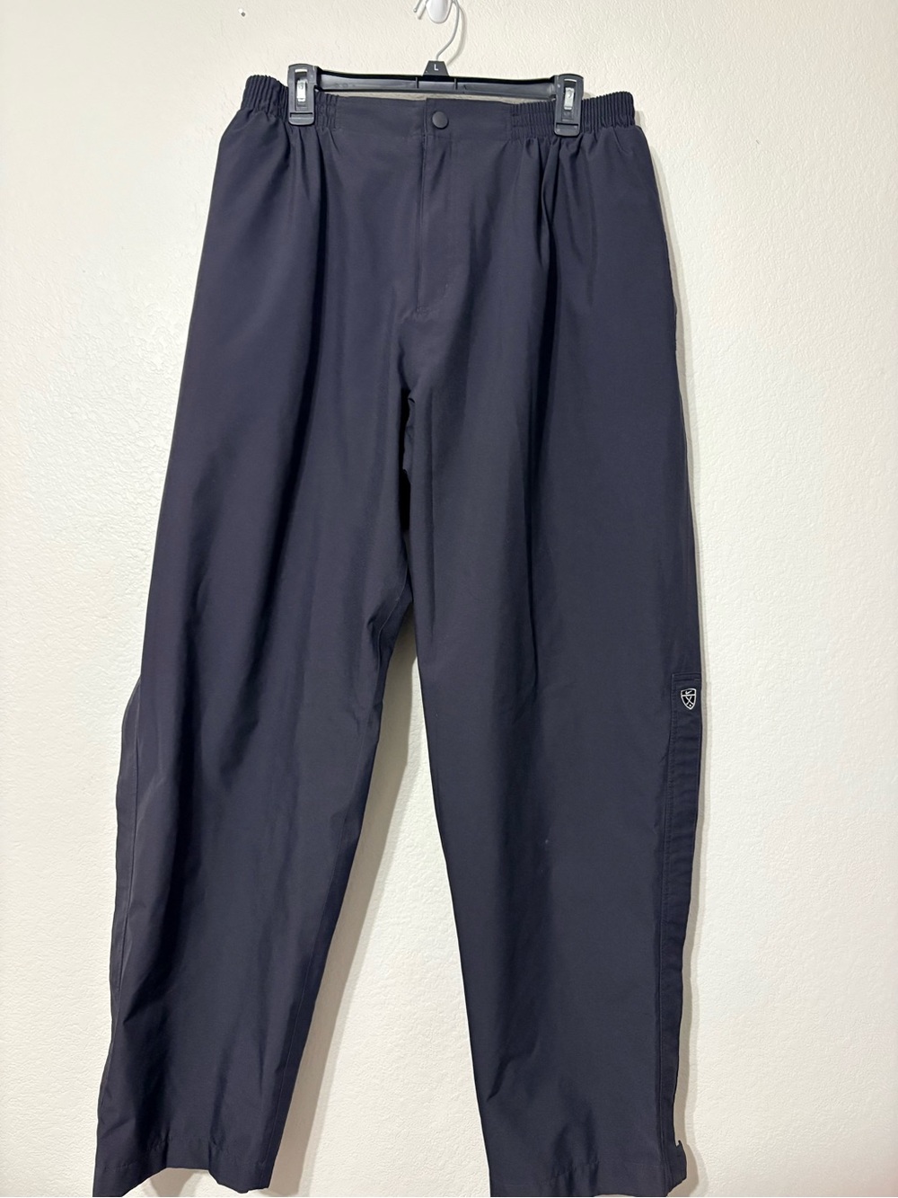 Vintage Nike Golf Storm-FIT Waterproof Rain Pants
Men's‎ XXL Black Side Leg Zips